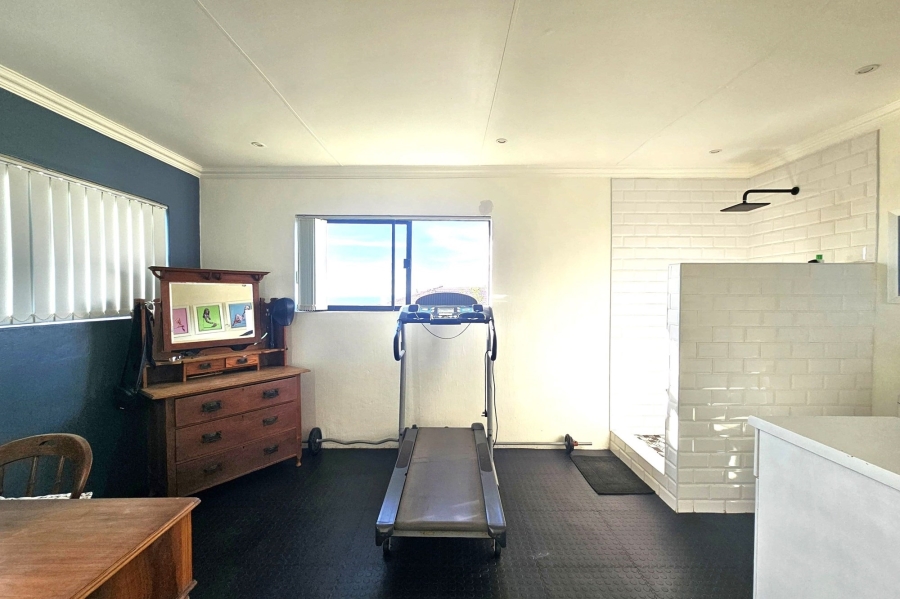 2 Bedroom Property for Sale in Wavecrest Eastern Cape